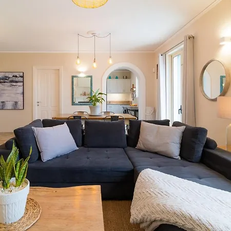 Leveque - Sea View - 3 Bedrooms カシオピ