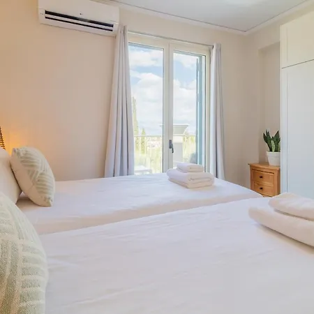 Leveque - Sea View - 3 Bedrooms Villa *