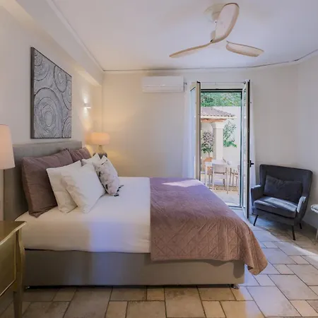 Leveque - Sea View - 3 Bedrooms Vila