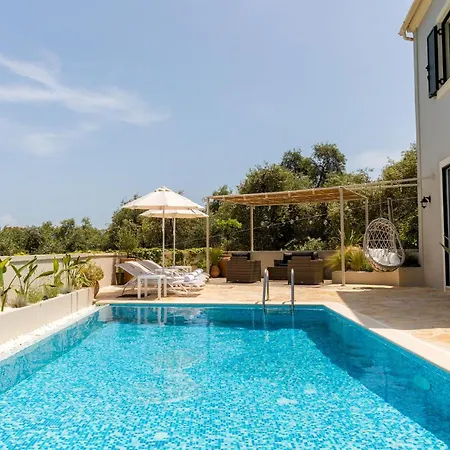 Vila Leveque - Sea View - 3 Bedrooms