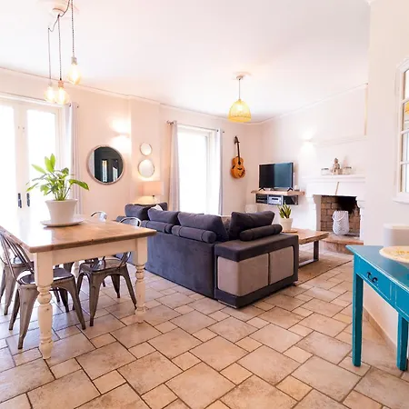 Leveque - Sea View - 3 Bedrooms Kassiopi